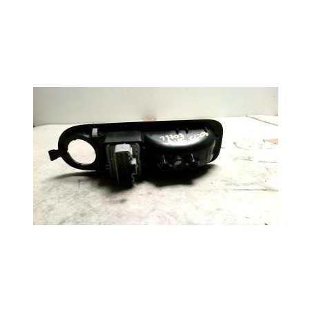 Interrupteur de leve vitre avant gauche RENAULT GRAND SCENIC 3 PHASE 1 d’occasion