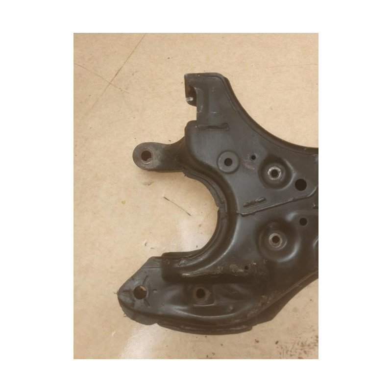 Berceau avant TOYOTA COROLLA VERSO 2 PHASE 1 d’occasion