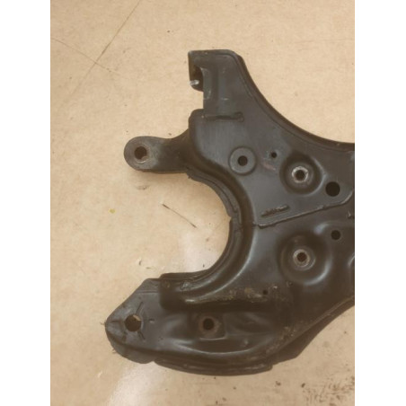 Berceau avant TOYOTA COROLLA VERSO 2 PHASE 1 d’occasion