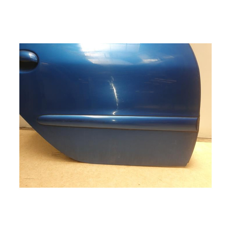 Porte arriere droit PEUGEOT 206+ d’occasion