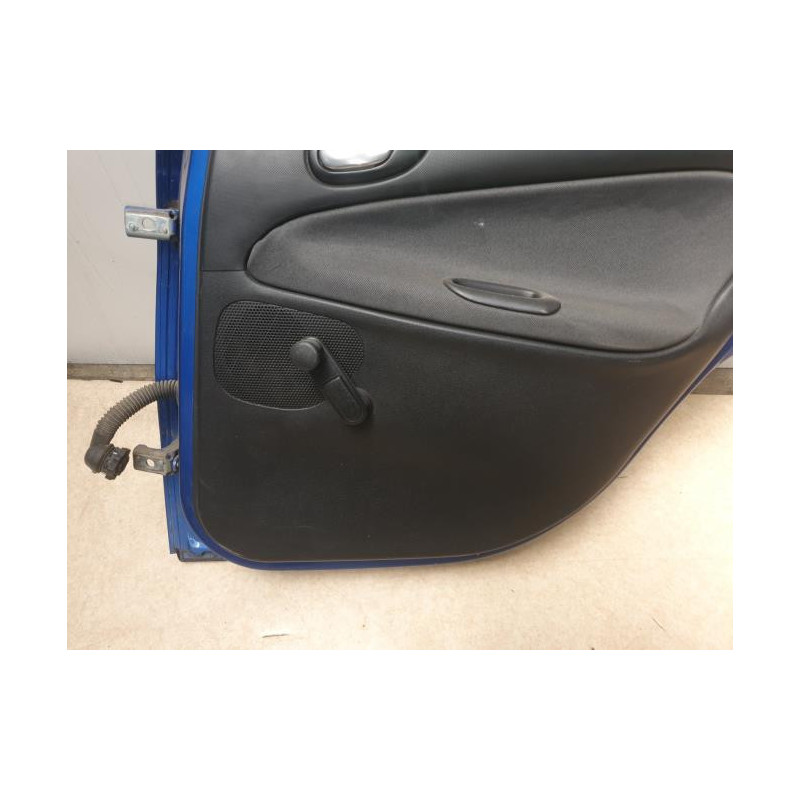 Porte arriere droit PEUGEOT 206+ d’occasion