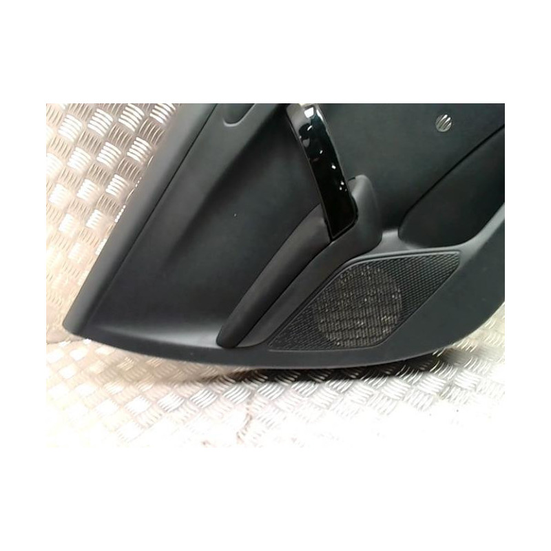 Panneau de porte arriere gauche PEUGEOT 208 1 PHASE 1 d’occasion