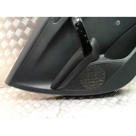 Panneau de porte arriere gauche PEUGEOT 208 1 PHASE 1 d’occasion