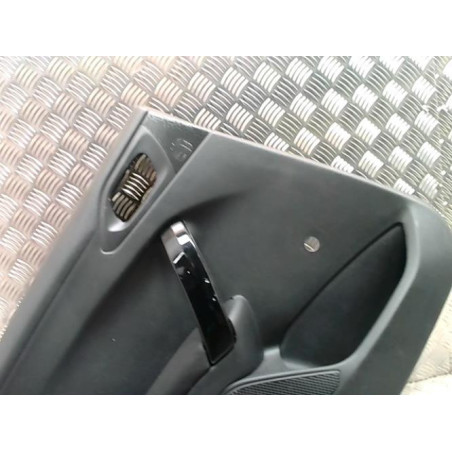 Panneau de porte arriere gauche PEUGEOT 208 1 PHASE 1 d’occasion