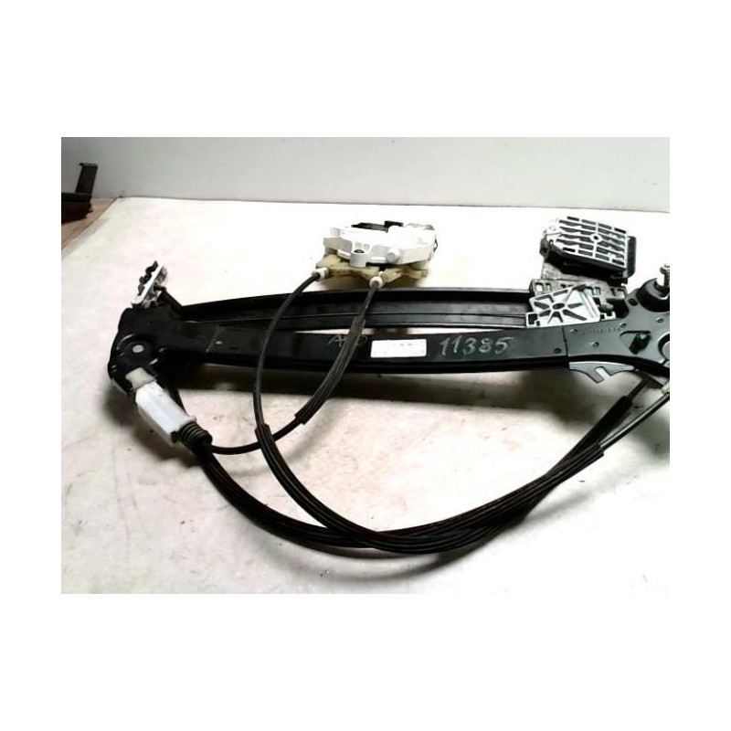 Leve vitre electrique avant droit PEUGEOT 407 COUPE d’occasion