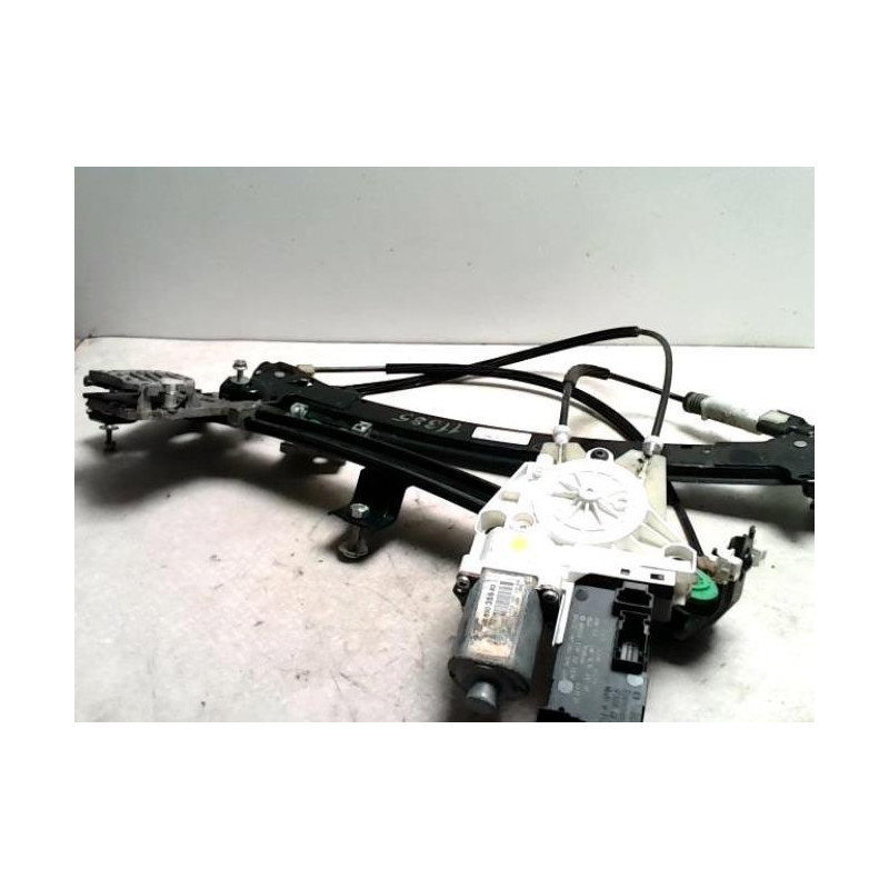 Leve vitre electrique avant droit PEUGEOT 407 COUPE d’occasion