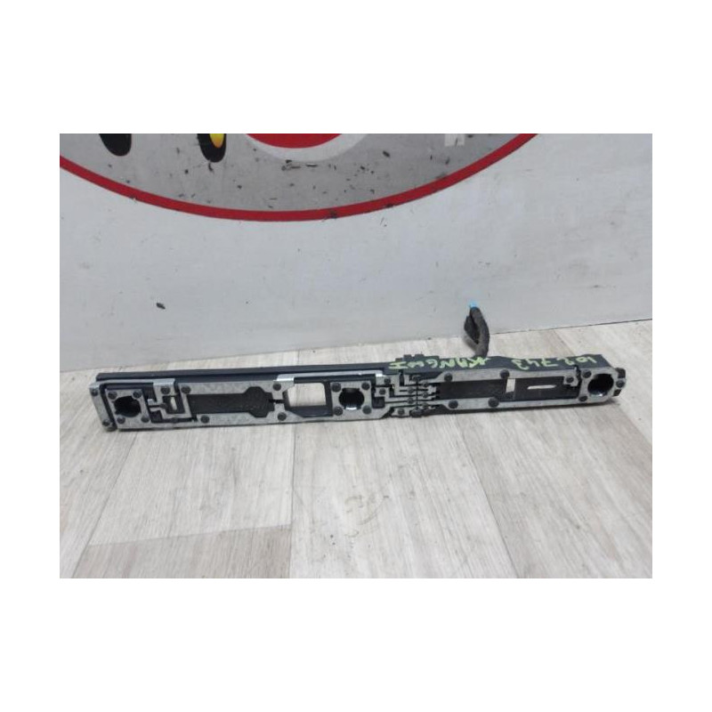 Platine feu arriere gauche RENAULT KANGOO d’occasion