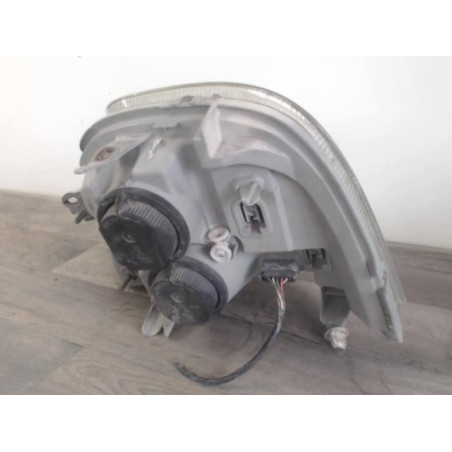 Optique avant principal droit (feux)(phare) RENAULT MASTER 2 PHASE 3 d’occasion