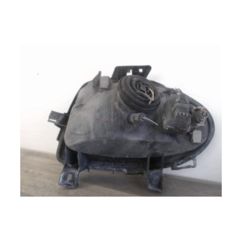 Optique avant principal droit (feux)(phare) RENAULT CLIO 2 PHASE 1 d’occasion