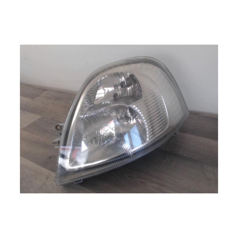 Optique avant principal gauche (feux)(phare) RENAULT MASTER 2 PHASE 3 d’occasion