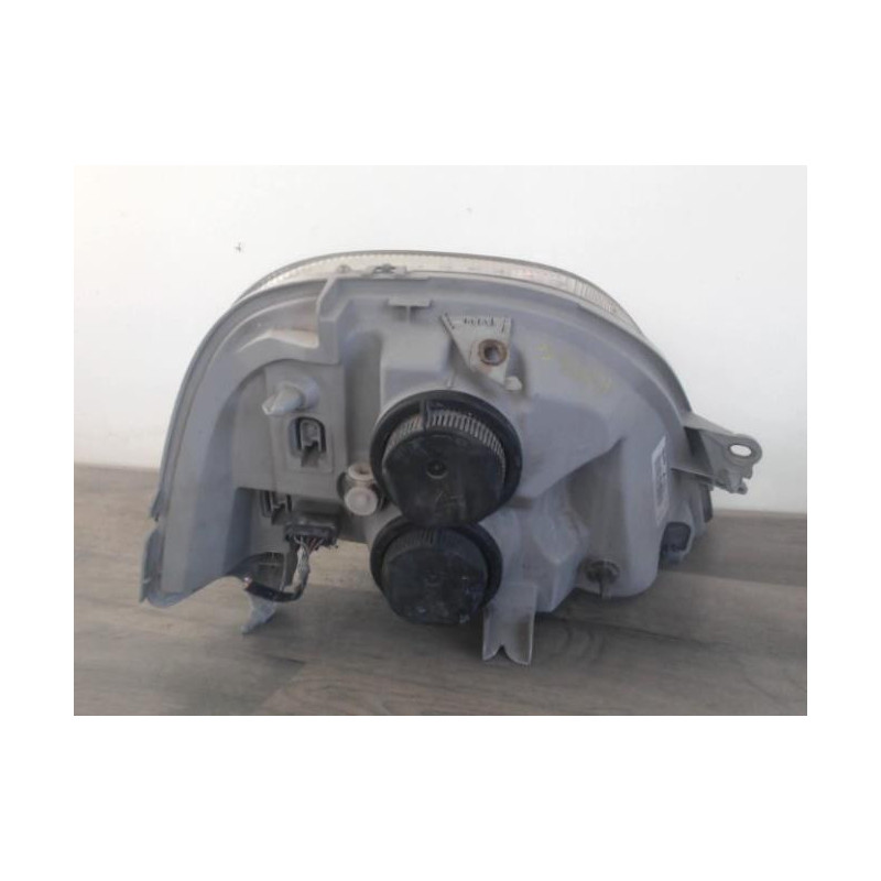 Optique avant principal gauche (feux)(phare) RENAULT MASTER 2 PHASE 3 d’occasion