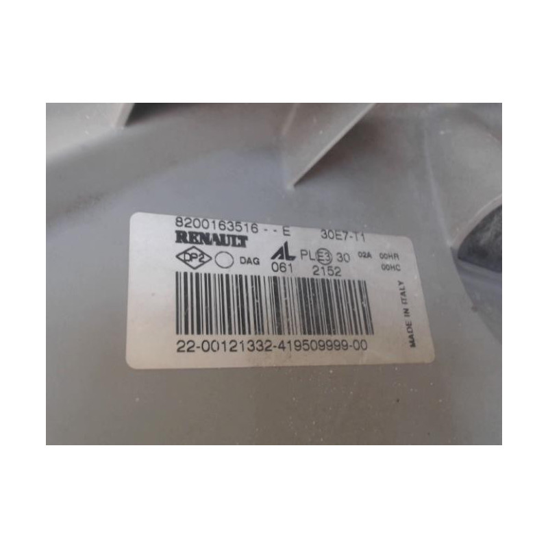 Optique avant principal gauche (feux)(phare) RENAULT MASTER 2 PHASE 3 d’occasion