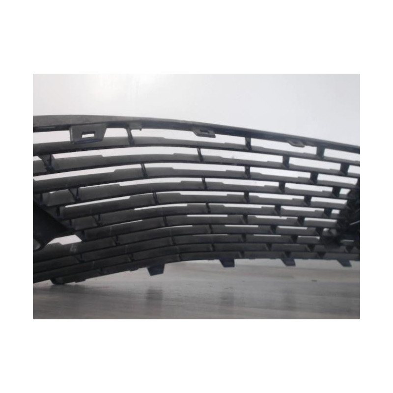 Grille de calandre PEUGEOT 3008 2 PHASE 2 d’occasion