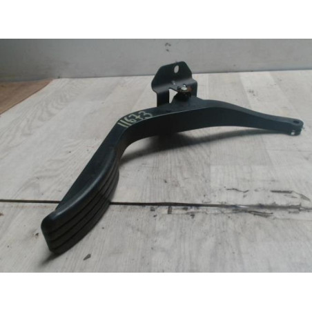 Pedale de frein DACIA SANDERO 1 d’occasion