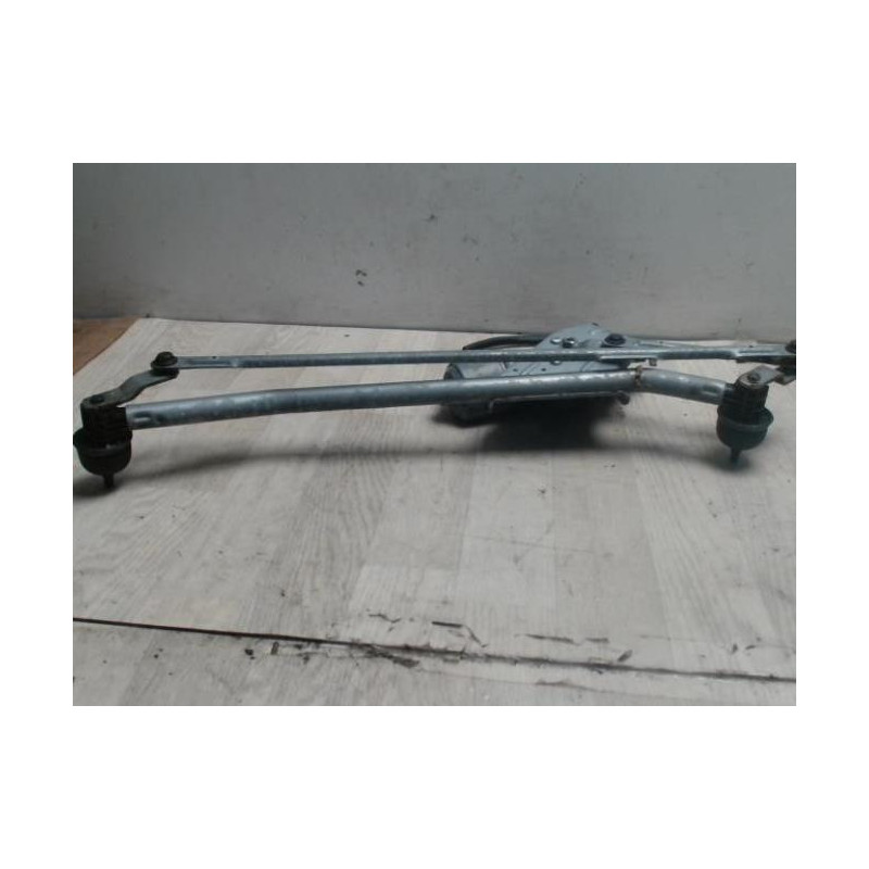 Moteur essuie glace avant DACIA SANDERO 1 d’occasion