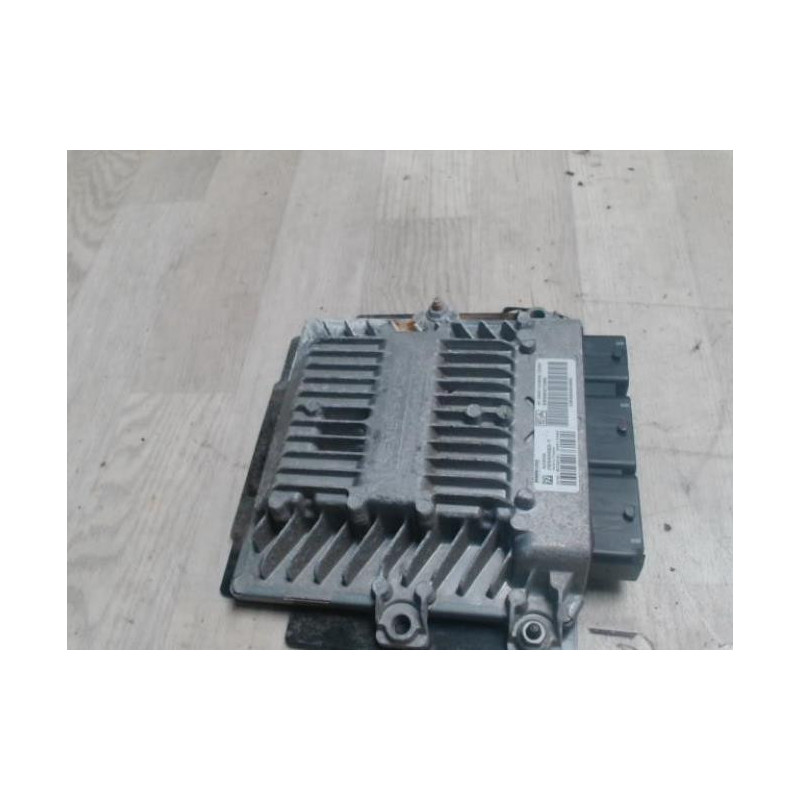 Calculateur moteur CITROEN C4 GRAND PICASSO 1 d’occasion