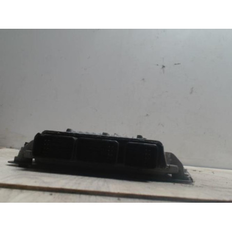 Calculateur moteur CITROEN C4 GRAND PICASSO 1 d’occasion