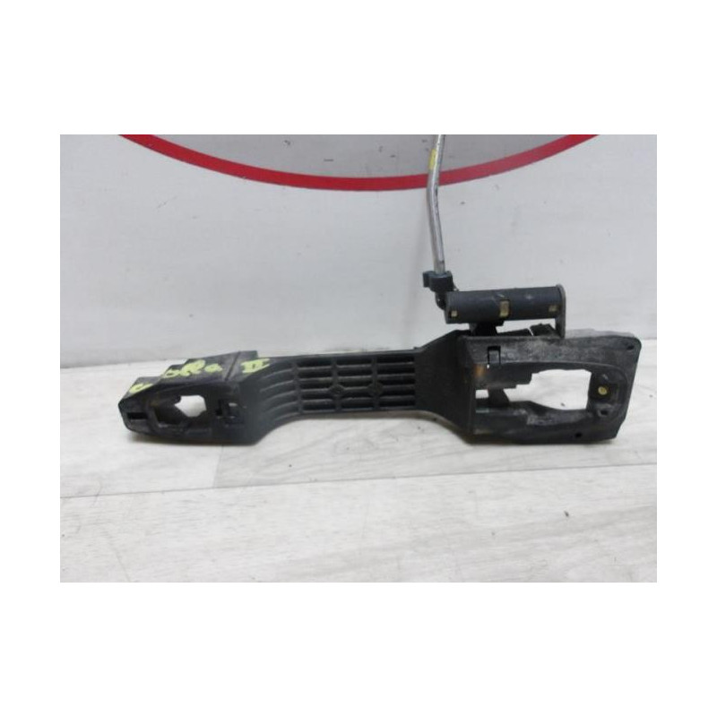 Support poignee porte avant gauche TOYOTA COROLLA VERSO 2 PHASE 1 d’occasion