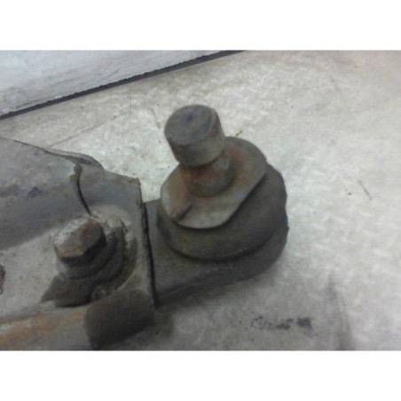 Triangle avant gauche RENAULT CLIO 1 PHASE 1 d’occasion