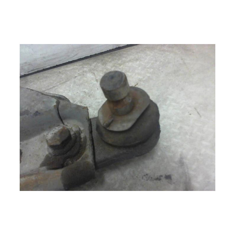 Triangle avant gauche RENAULT CLIO 1 PHASE 1 d’occasion