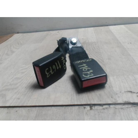Attache ceinture arriere droit DACIA SANDERO 1 d’occasion