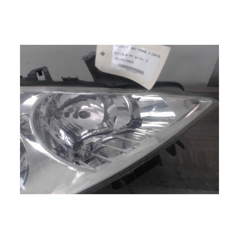 Optique avant principal droit (feux)(phare) PEUGEOT 307 PHASE 2 d’occasion