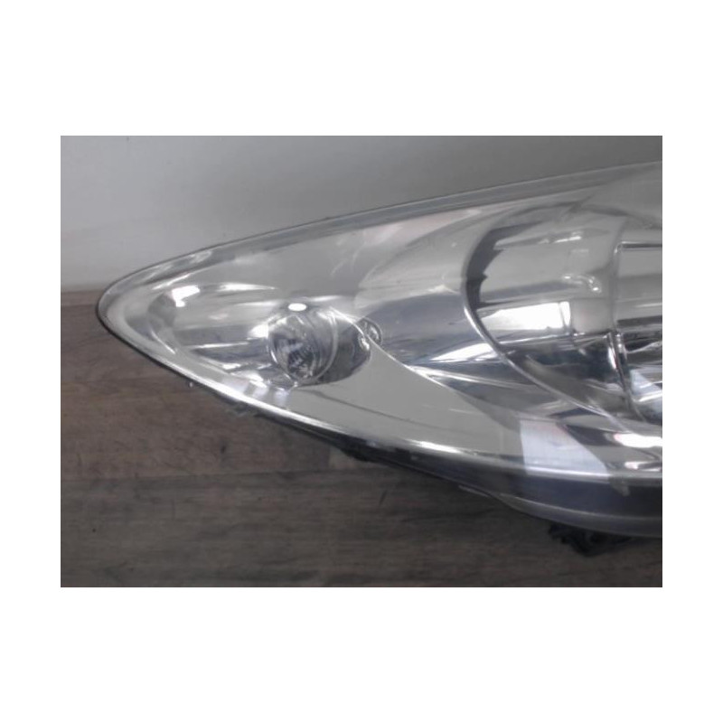 Optique avant principal droit (feux)(phare) PEUGEOT 307 PHASE 2 d’occasion