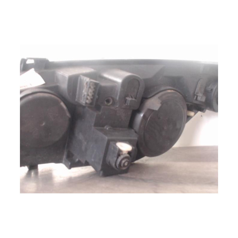 Optique avant principal droit (feux)(phare) PEUGEOT 307 PHASE 2 d’occasion