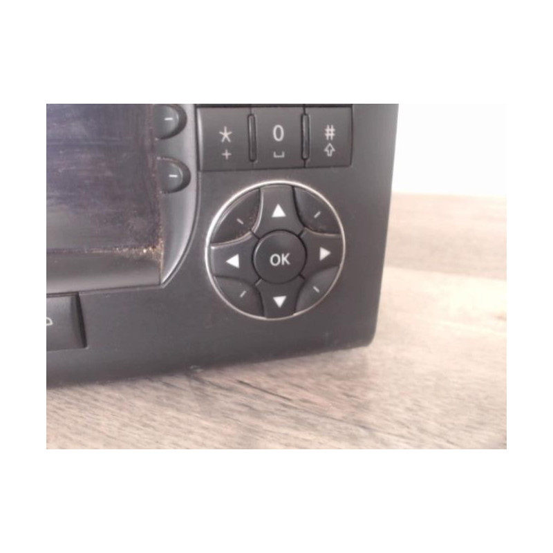 Autoradio d'origine MERCEDES CLASSE M 164 PHASE 1 d’occasion