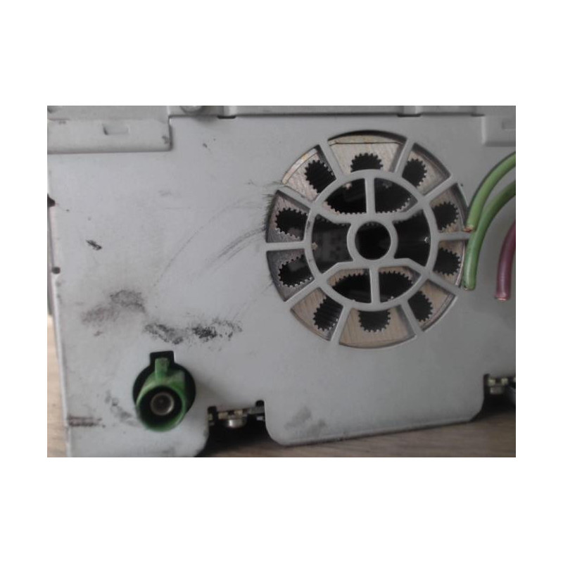 Autoradio d'origine MERCEDES CLASSE M 164 PHASE 1 d’occasion