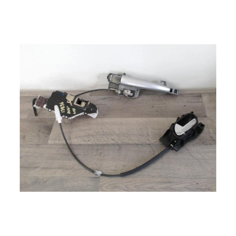 Serrure avant gauche PEUGEOT 407 PHASE 1 d’occasion