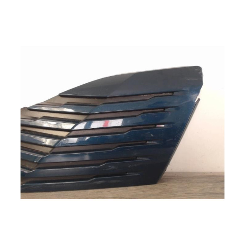 Moulure de pare choc avant PEUGEOT 3008 2 PHASE 2 d’occasion