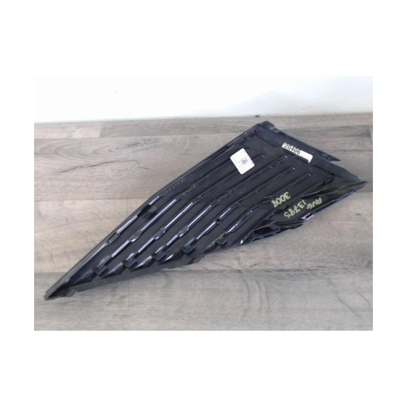 Moulure de pare choc avant PEUGEOT 3008 2 PHASE 2 d’occasion