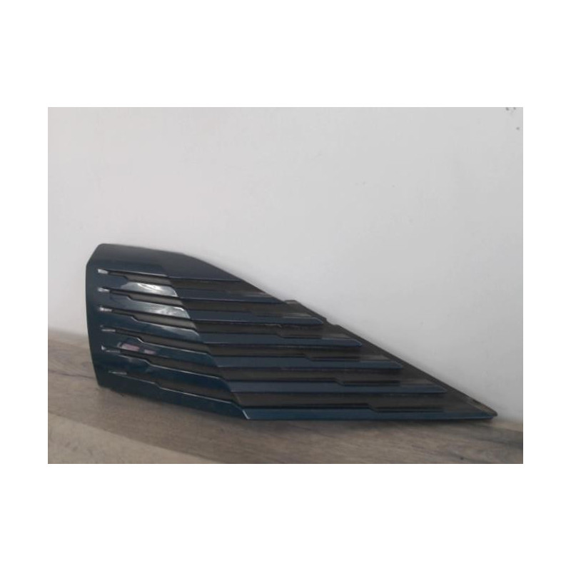Moulure de pare choc avant PEUGEOT 3008 2 PHASE 2 d’occasion
