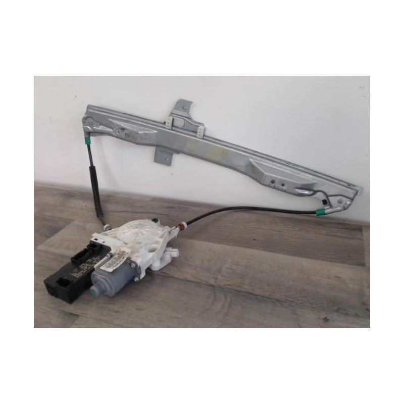 Leve vitre electrique avant gauche PEUGEOT 407 PHASE 1 d’occasion