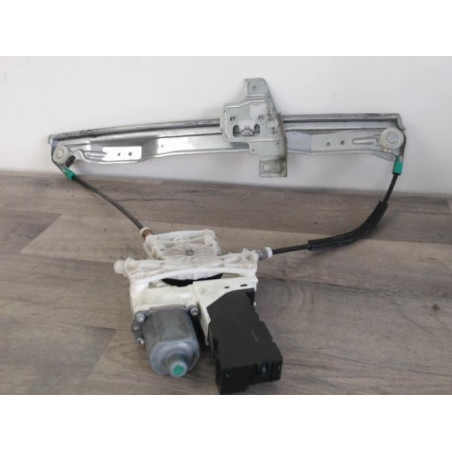 Leve vitre electrique avant gauche PEUGEOT 407 PHASE 1 d’occasion