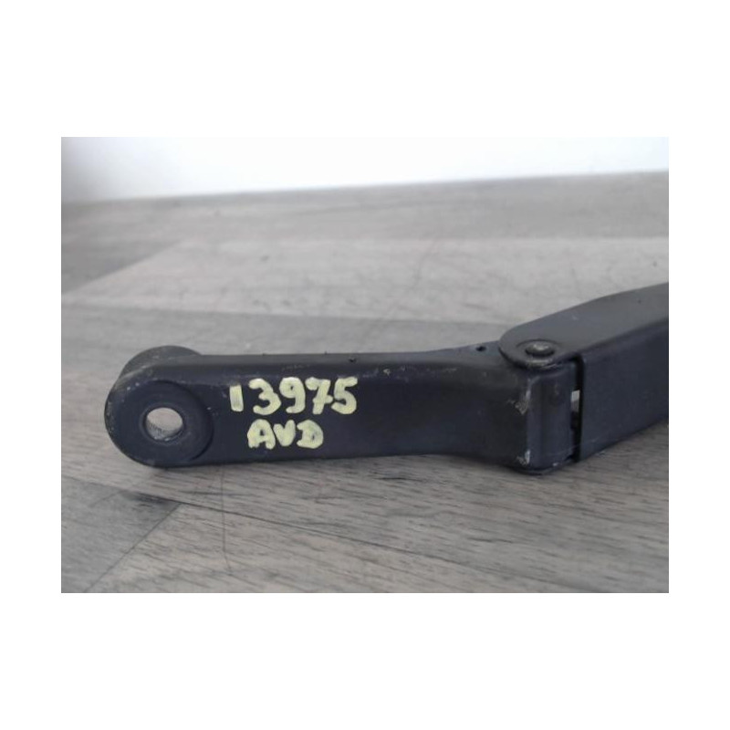 Bras essuie glace avant droit SUZUKI GRAND VITARA 1 d’occasion