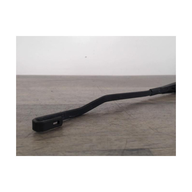 Bras essuie glace avant droit SUZUKI GRAND VITARA 1 d’occasion