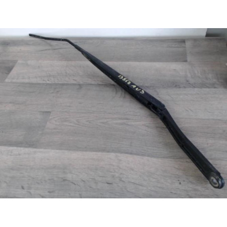 Bras essuie glace avant droit RENAULT CLIO 4 PHASE 1 d’occasion