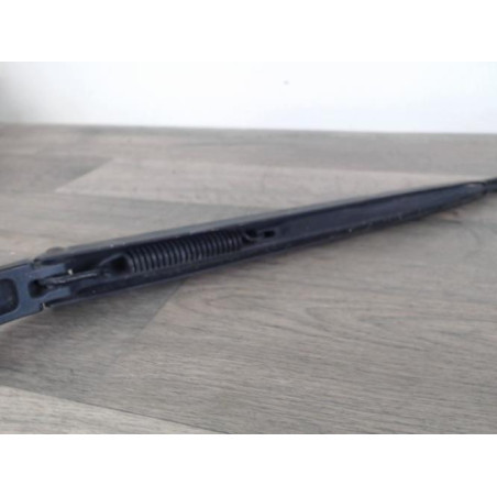 Bras essuie glace avant droit RENAULT CLIO 4 PHASE 1 d’occasion
