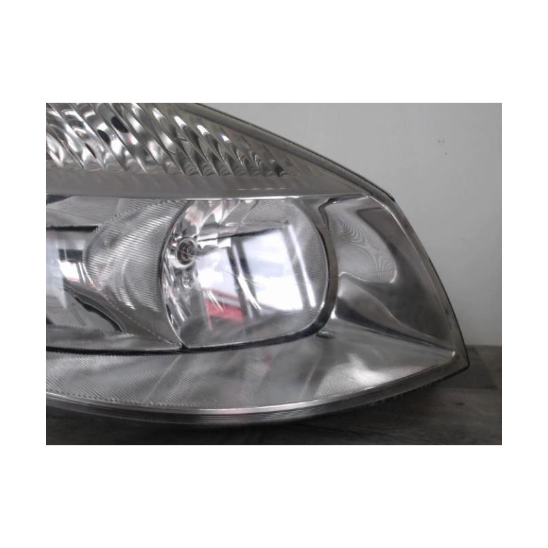 Optique avant principal droit (feux)(phare) RENAULT SCENIC 2 PHASE 1 d’occasion