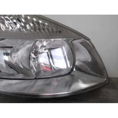 Optique avant principal droit (feux)(phare) RENAULT SCENIC 2 PHASE 1 d’occasion