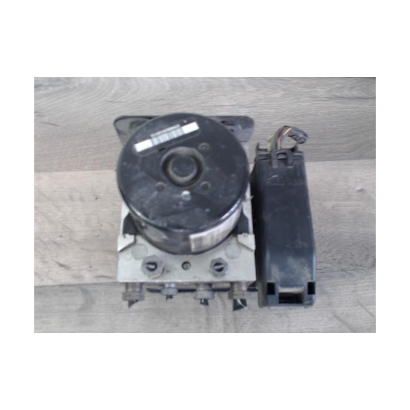 Bloc ABS (freins anti-blocage) FORD FIESTA 6 PHASE 1 d’occasion