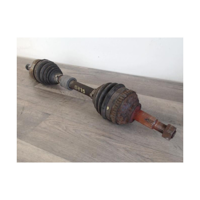 Cardan gauche (transmission) CHRYSLER VOYAGER 4 PHASE 2 d’occasion