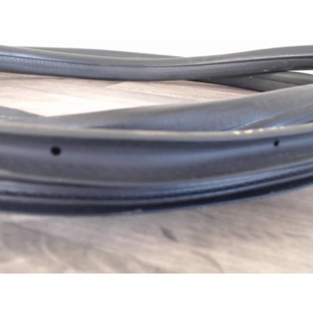 Joint de porte avant gauche FORD FIESTA 6 PHASE 1 d’occasion