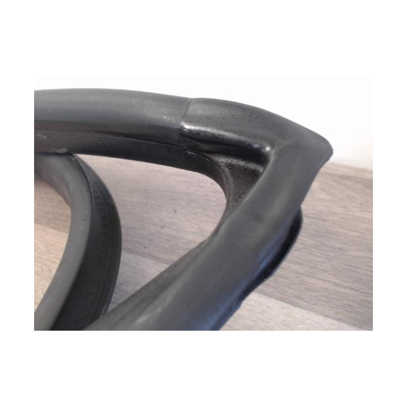 Joint de porte avant gauche FORD FIESTA 6 PHASE 1 d’occasion