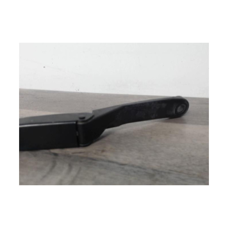 Bras essuie glace avant droit PEUGEOT 206 PHASE 1 d’occasion