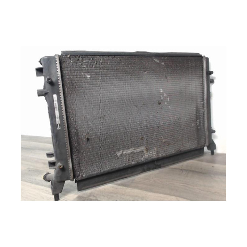 Radiateur eau SKODA OCTAVIA 2 PHASE 2 BREAK d’occasion