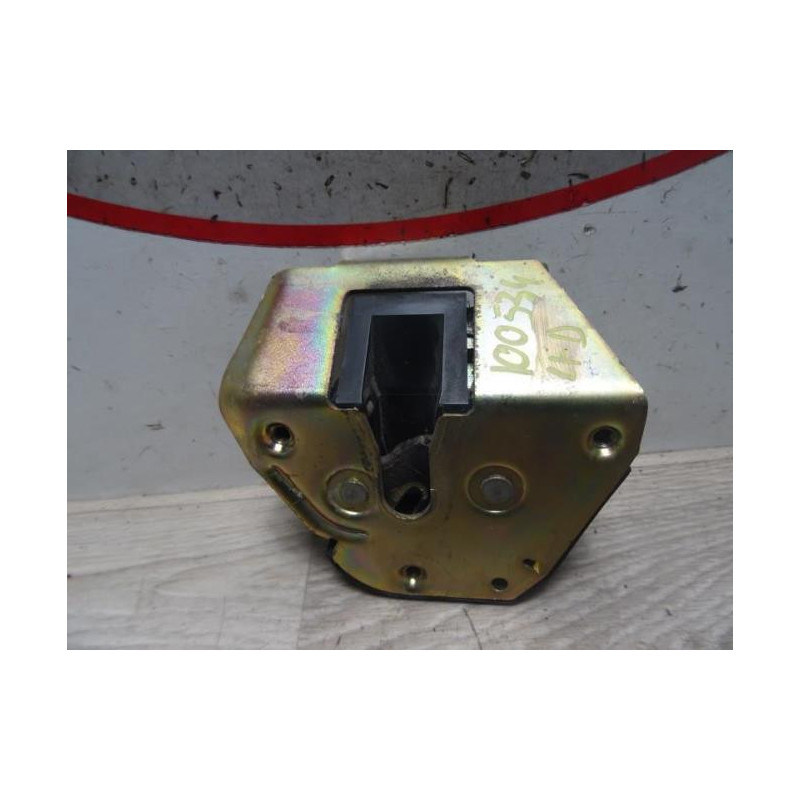 Serrure de porte laterale droite PEUGEOT  d’occasion