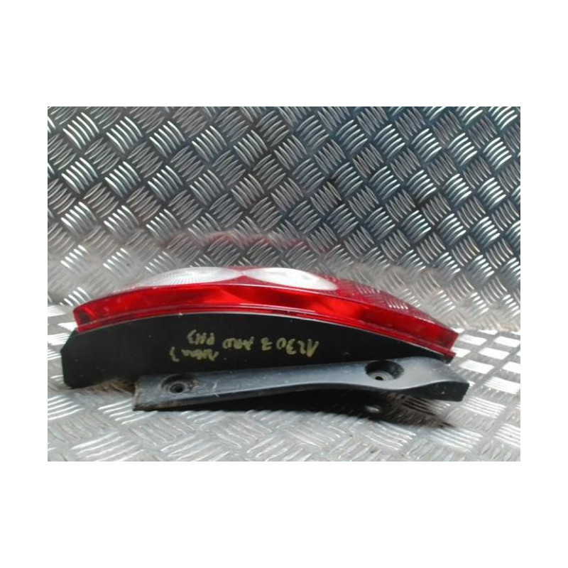 Feu arriere principal droit (feux) NISSAN MICRA 3 PHASE 3 d’occasion